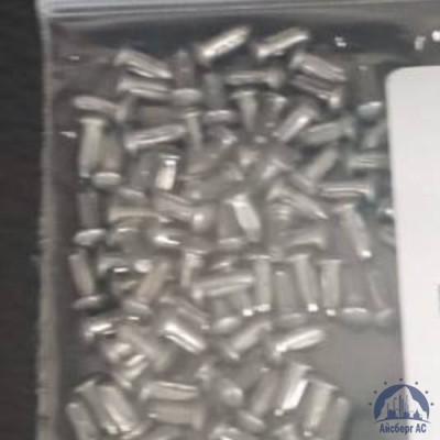 Заклёпка пластиковая забивная белая 3х5,7 мм без шляпки купить в Усть-Каменогорске