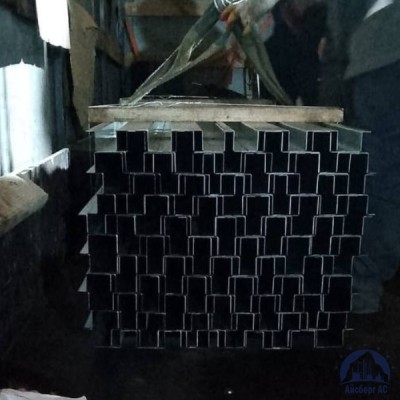 Шляпный профиль ПШ-40 40х40х20х1,2 мм купить в Усть-Каменогорске