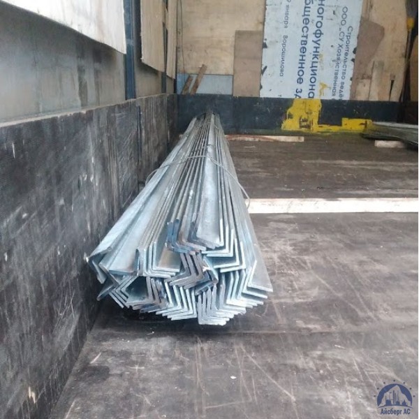 Уголок оцинкованный 100х100х12 мм ГОСТ 9.307-89