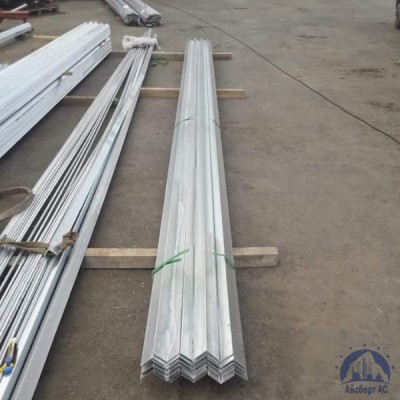 Уголок оцинкованный 140х140х10 мм ГОСТ 9.307-89 купить в Усть-Каменогорске