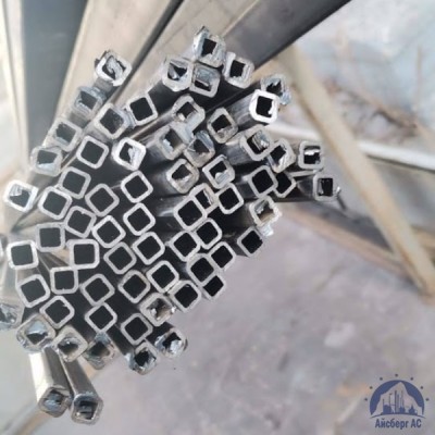 Труба профильная 10х20х1.5 мм ст 09Г2С купить в Усть-Каменогорске