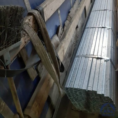 Труба нержавеющая профильная 60х30х1,5 мм шлифованная 08Х18Н10 купить в Усть-Каменогорске