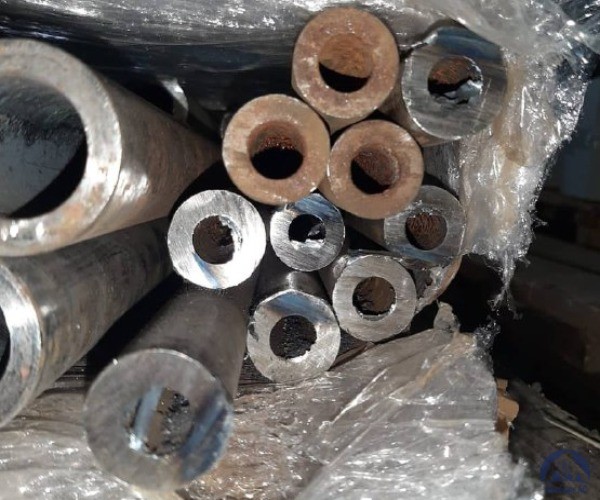 Труба 42х2,5 мм сталь 20 ГОСТ 8734-75