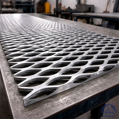 Алюминиевая декоративная просечно-вытяжная сетка 13х60х10 мм купить в Усть-Каменогорске